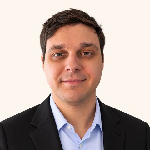 Headshot of Artem Moshkin